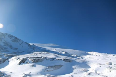 巴雪山 巴雪山